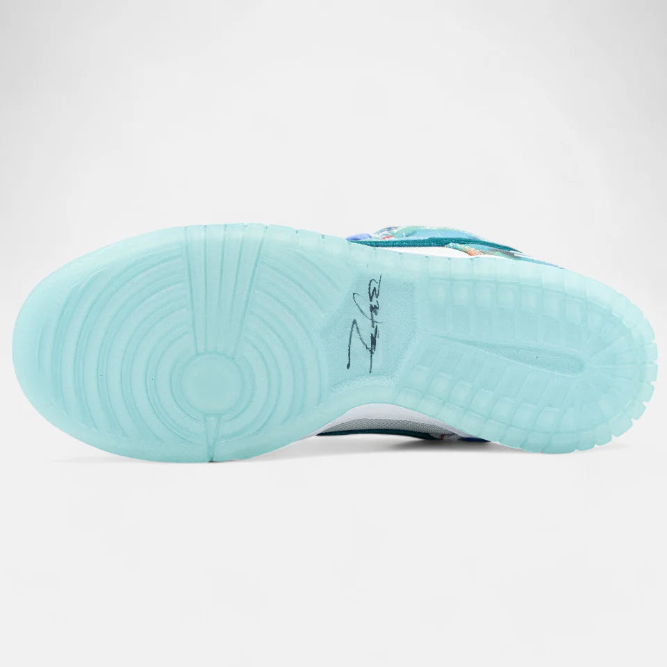 SB Dunk Low Futura Laboratories Bleached Aqua