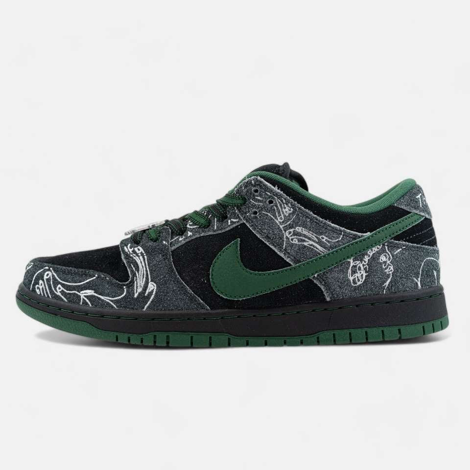 SB Dunk Low There Skateboards