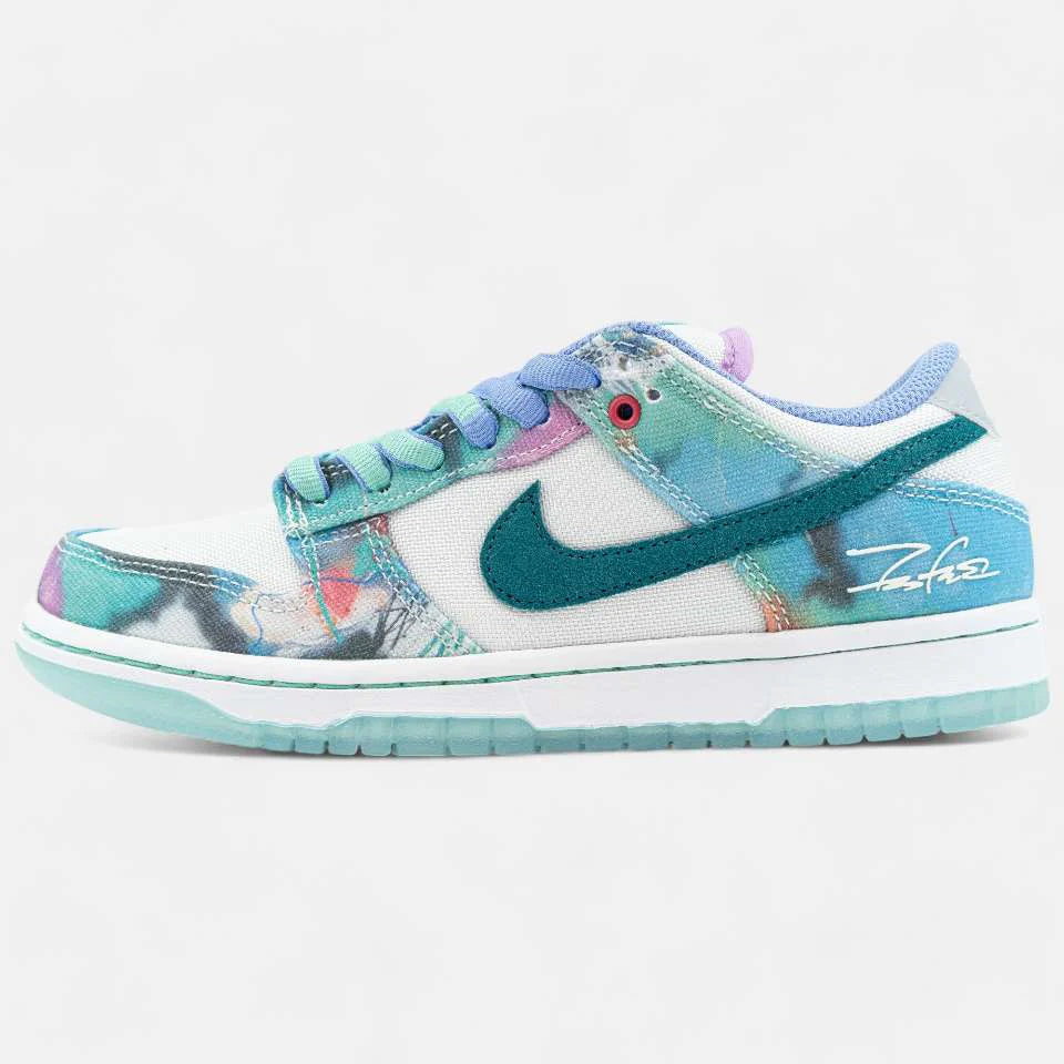 SB Dunk Low Futura Laboratories Bleached Aqua